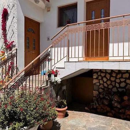 Family Woodland Oasis Vipgreece Kírinthos